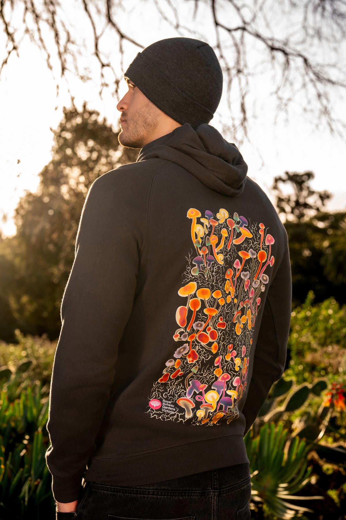 Long Sleeve Hoodie Mycelium- Washed Black